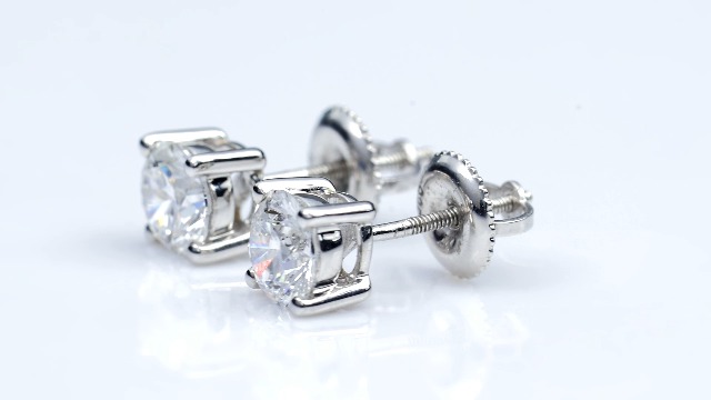 1/2 Carat - 5 Carat Lab Grown Diamond | 14K White Gold Four prong Lab-Grown Diamond Solitaire Stud Earrings | screw back | D-E color and VS1 clarity | ARAIYA FINE JEWELRY