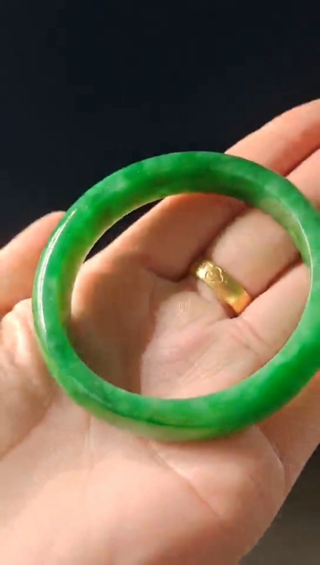 Natural Burmese Jade Bangle Bracelet Full Green Jadeite for Women Jewellery Box Gift with Certificate